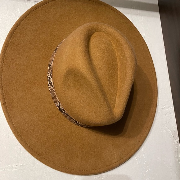 Brown Rancher-style Hat - Picture 1 of 2